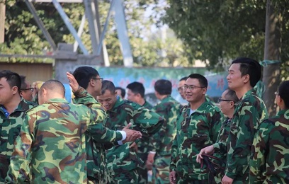 “鑄造優秀團隊，共創羞羞视频在线观看輝煌”----羞羞视频在线观看護欄幸福村戶外拓展訓練營（yíng）活動