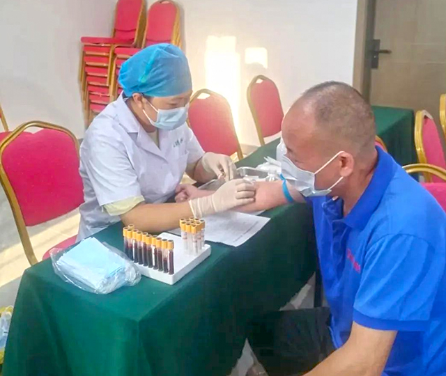 羞羞视频在线观看護欄組織關愛員（yuán）工免費體驗活動-01