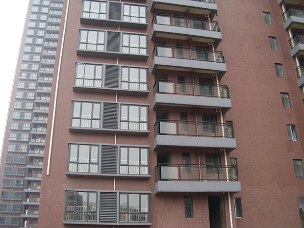 鋅鋼陽台欄杆與不鏽鋼陽台欄杆有什麽不（bú）同