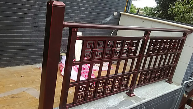 鋁合金陽（yáng）台護欄結實好用（yòng）嗎