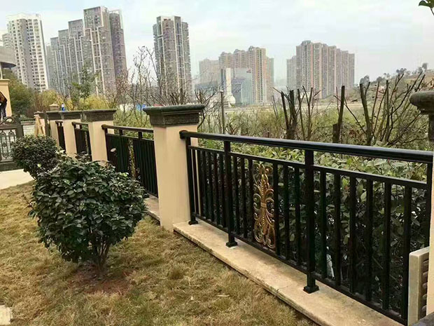 小（xiǎo）區護欄的種類和優點介紹