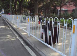 道路護欄的維護需要每個人（rén）的行動（dòng）