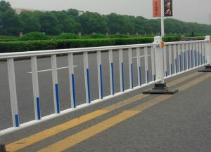 你有很了解我（wǒ）們身邊公路上的交通護（hù）欄嗎