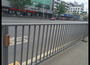 城市（shì）道路交通護欄的4種（zhǒng）主要功能（néng）和作用