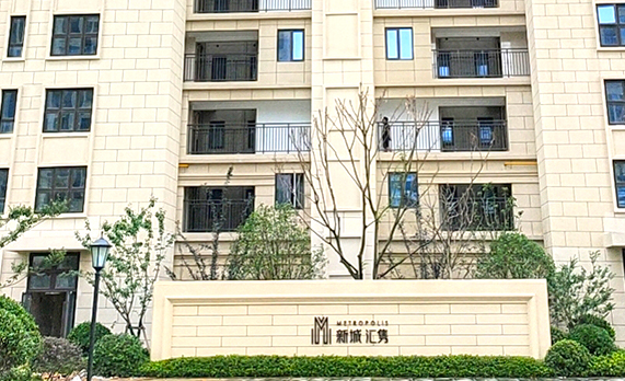 湖北武（wǔ）漢新城（chéng）匯雋住宅項目鋅（xīn）鋼欄（lán）杆工程