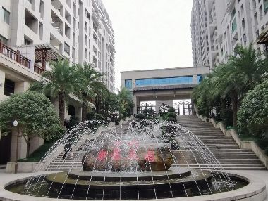 湖北恩施禦景莊園陽台樓梯護欄（lán）護（hù）欄庭院（yuàn）門（mén）鋁藝葡萄架護窗項目（mù）